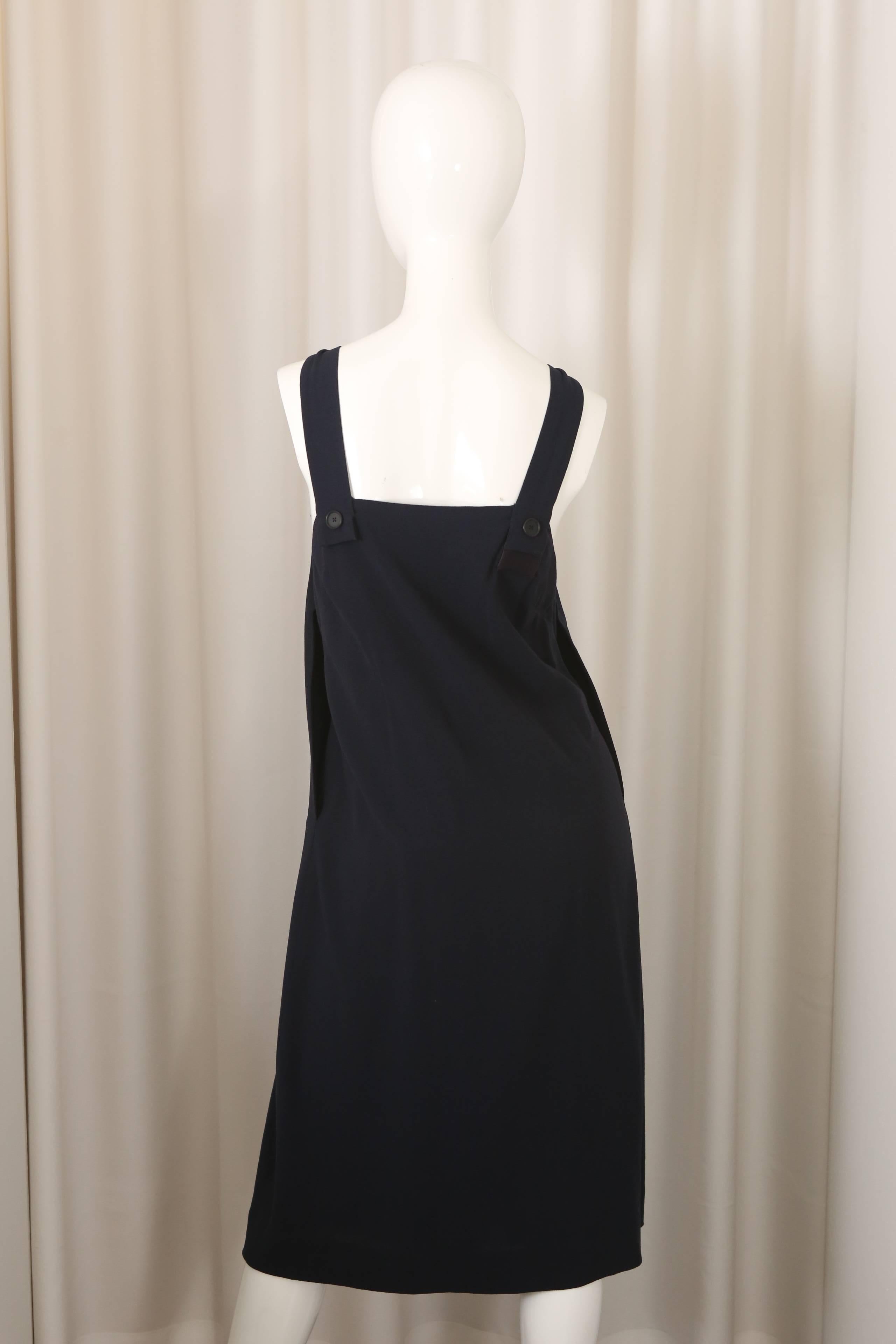 Vera Wang Navy Cocktail Dress w/ Embellishment  In Excellent Condition In Bridgehampton, NY