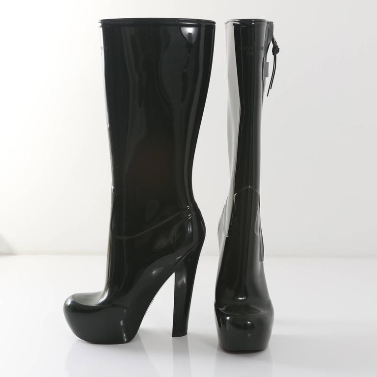 Louis Vuitton Leather Rain Boots - Green Boots, Shoes - LOU802211
