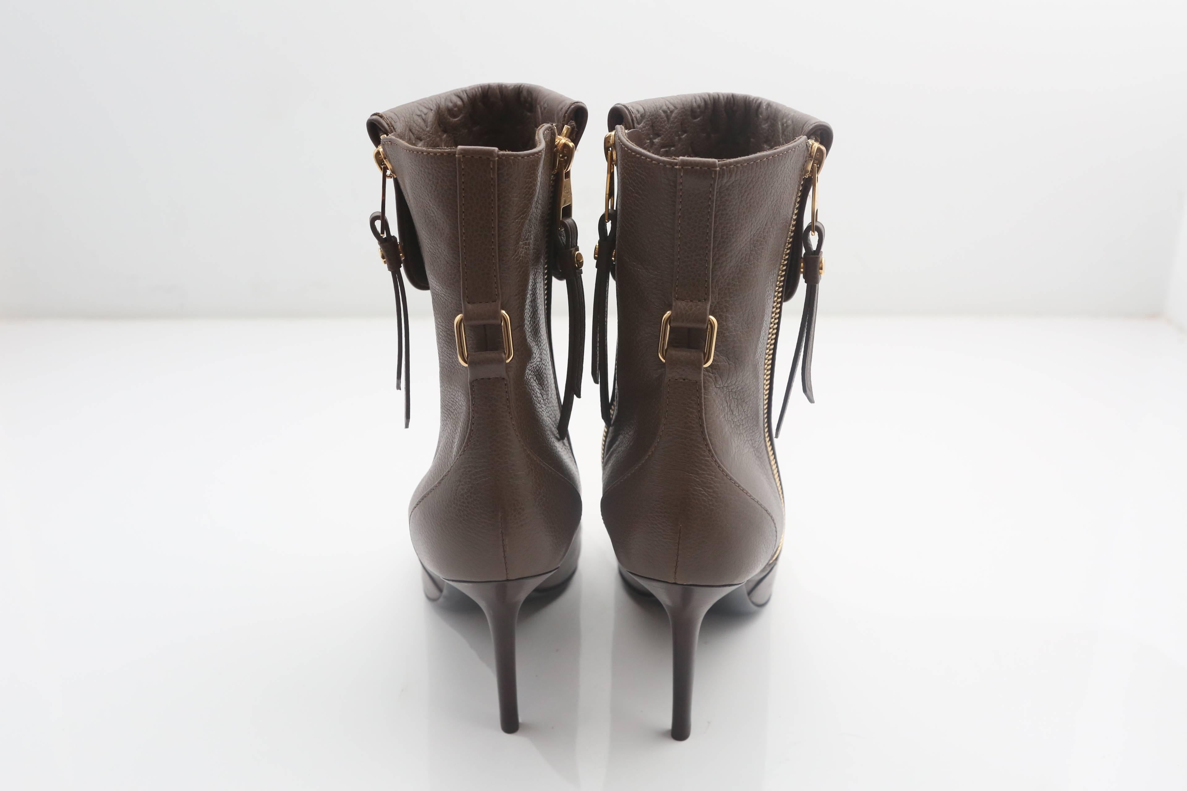 Louis Vuitton Logo Pressed Brown Leather Booties with Double Side Zipper  1