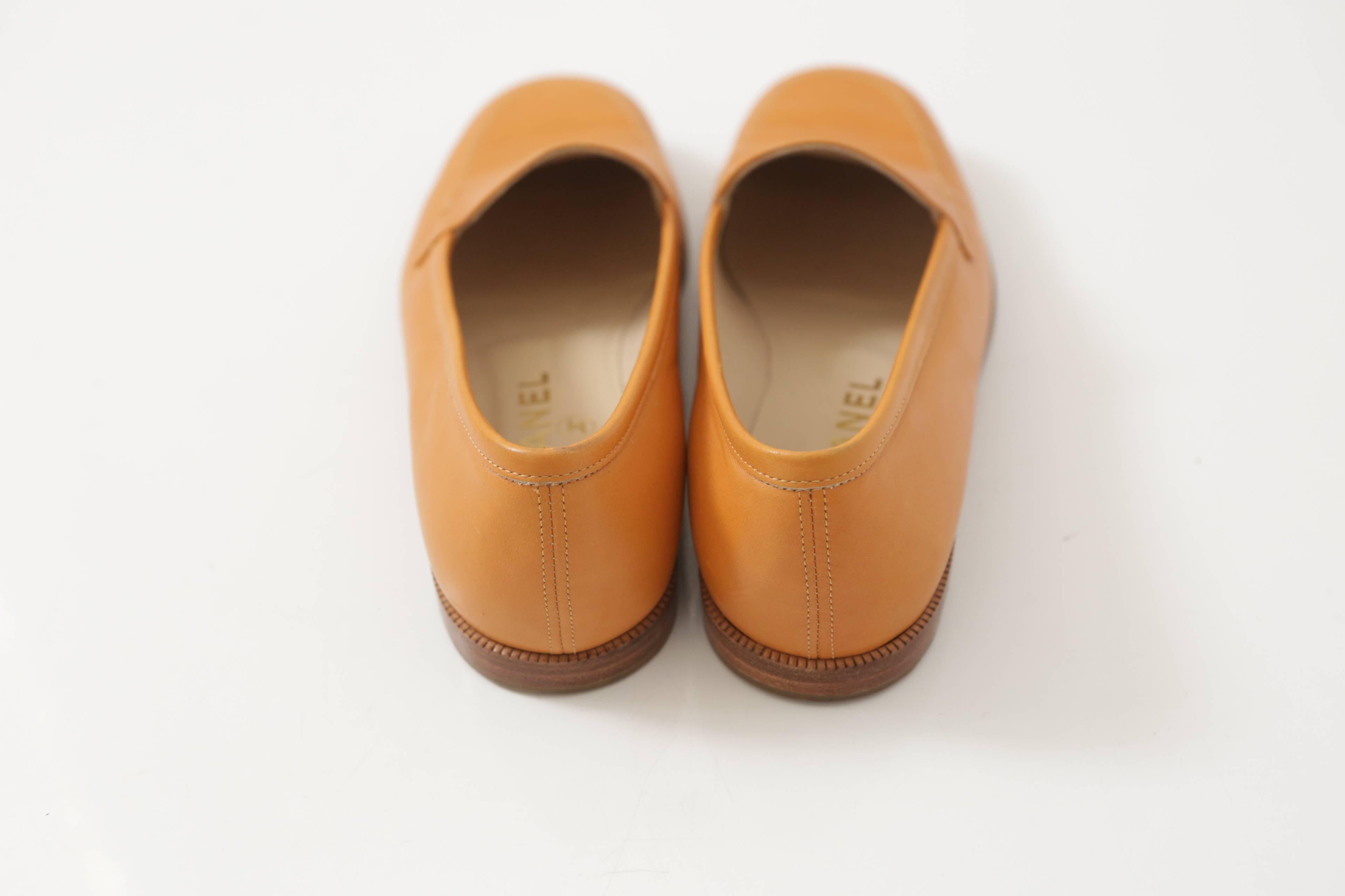 Chanel Tan Leather Loafer W/ 'CC' Logo 1