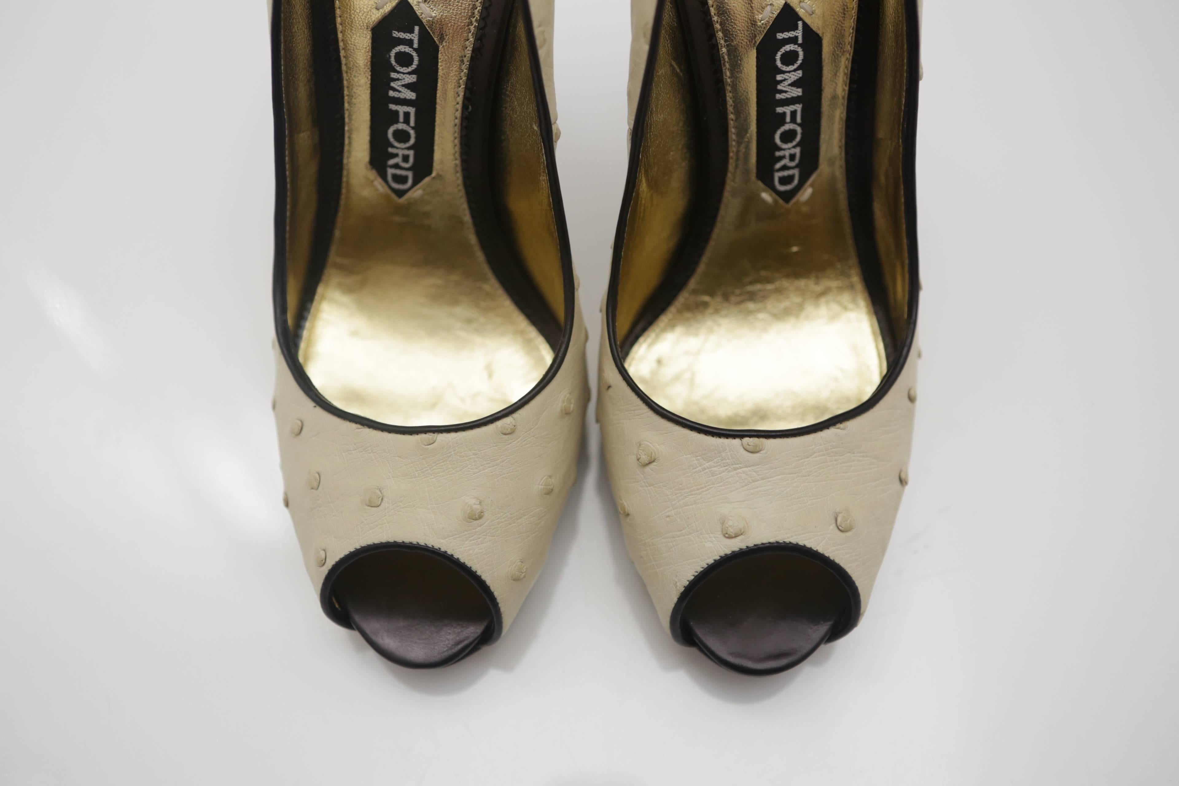 Tom Ford Ostrich Leather Peep-toe Pumps 2