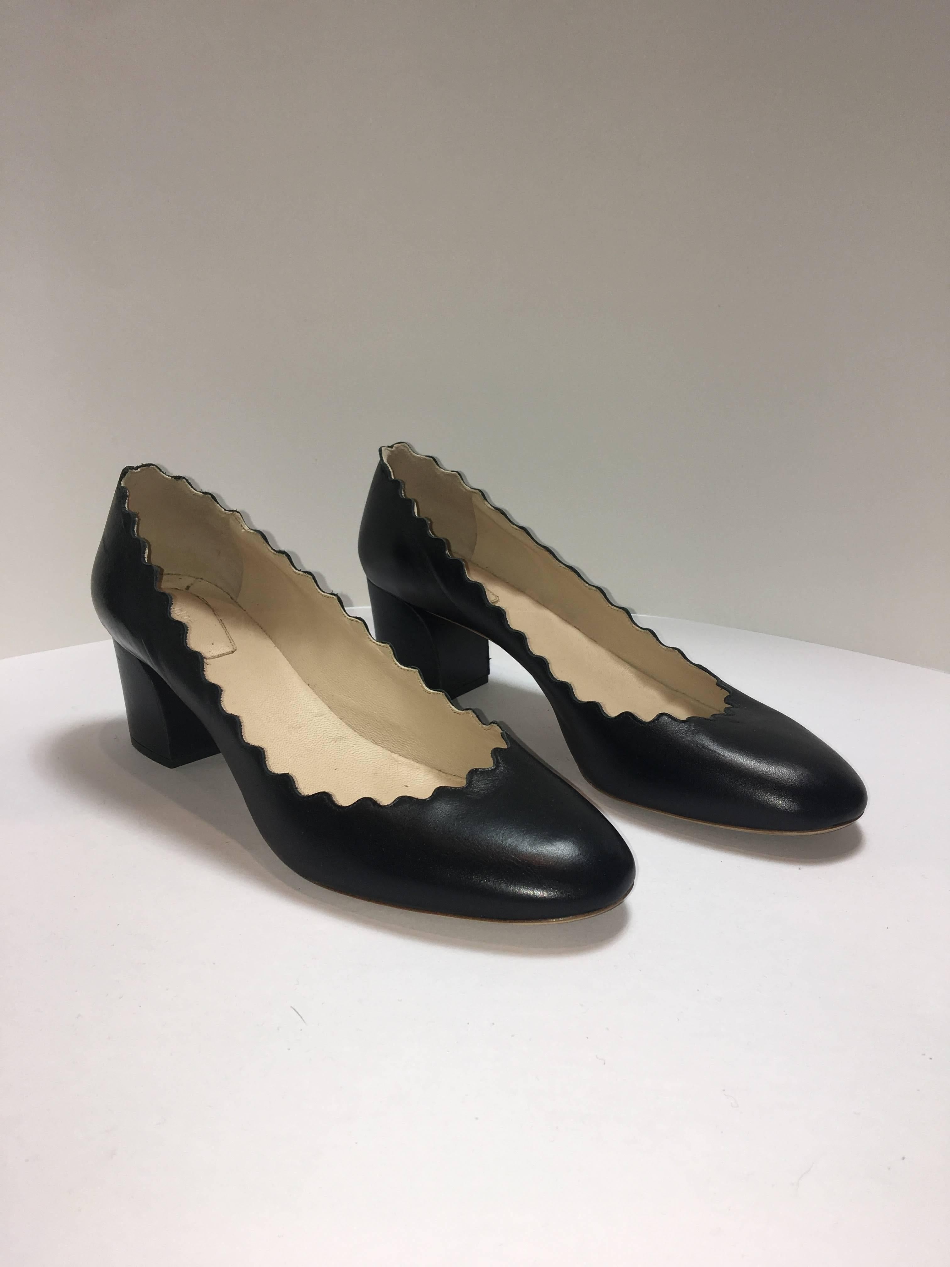 Chloe Scallop Trimmed Chunky Block Heel. Black Leather and Rounded Toe in size 41.