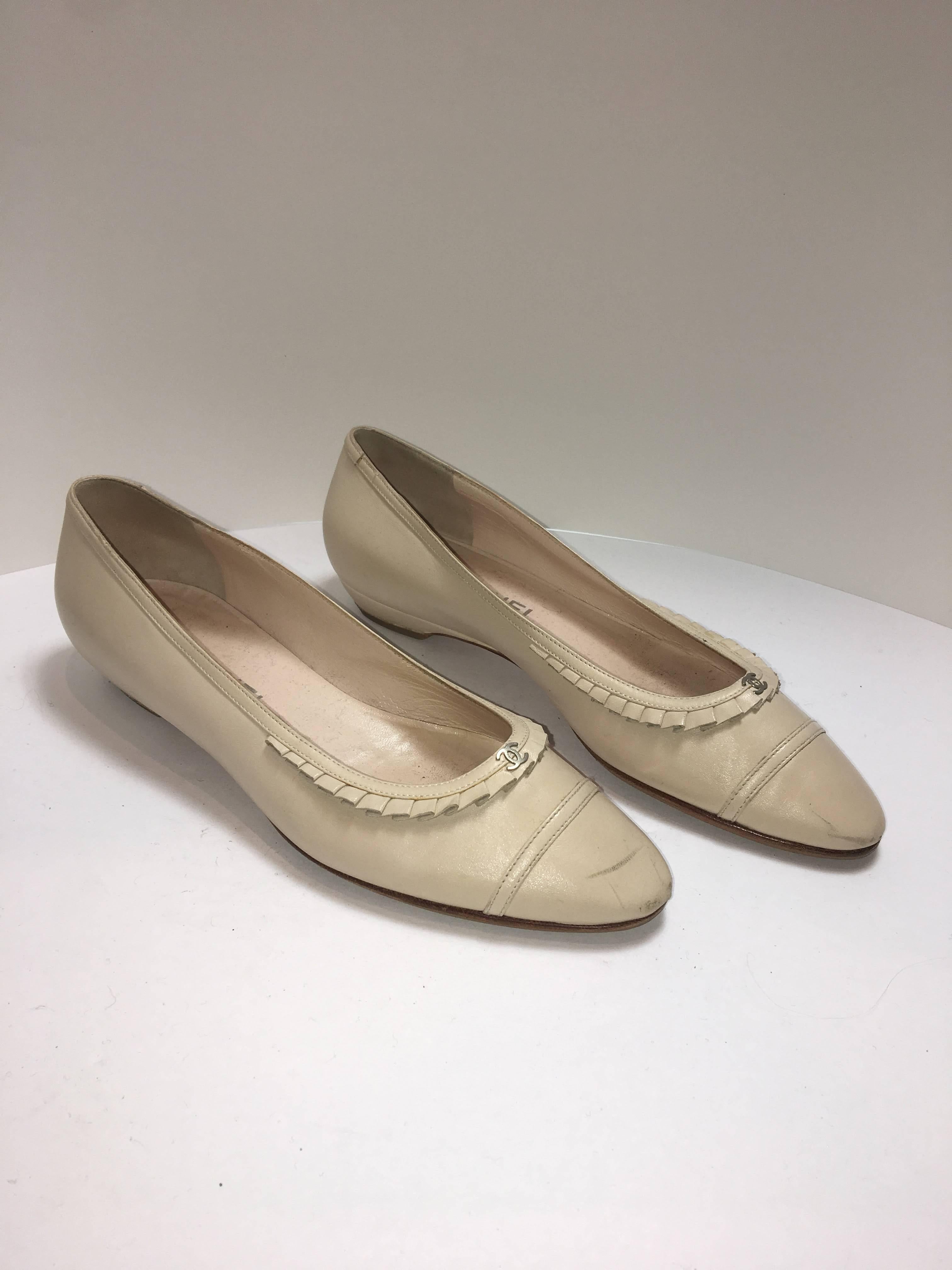 Chanel size 9.5 Flats. Beige Leather with Ruffle Detail.