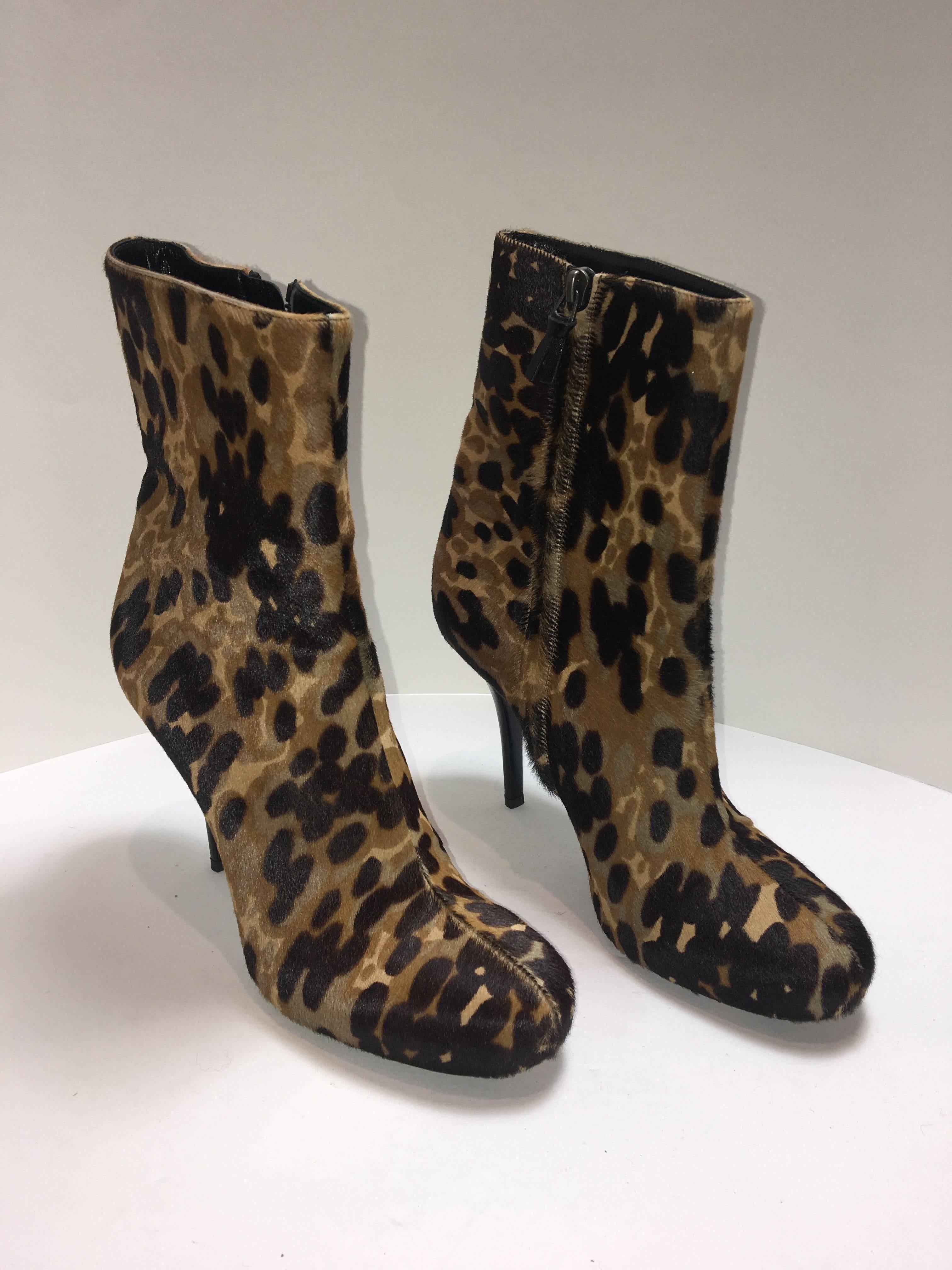 Balenciaga Black and Brown Pony Hair Boots. Round Toe, Above- the-Ankle with a small Heel. Size 40.5.
