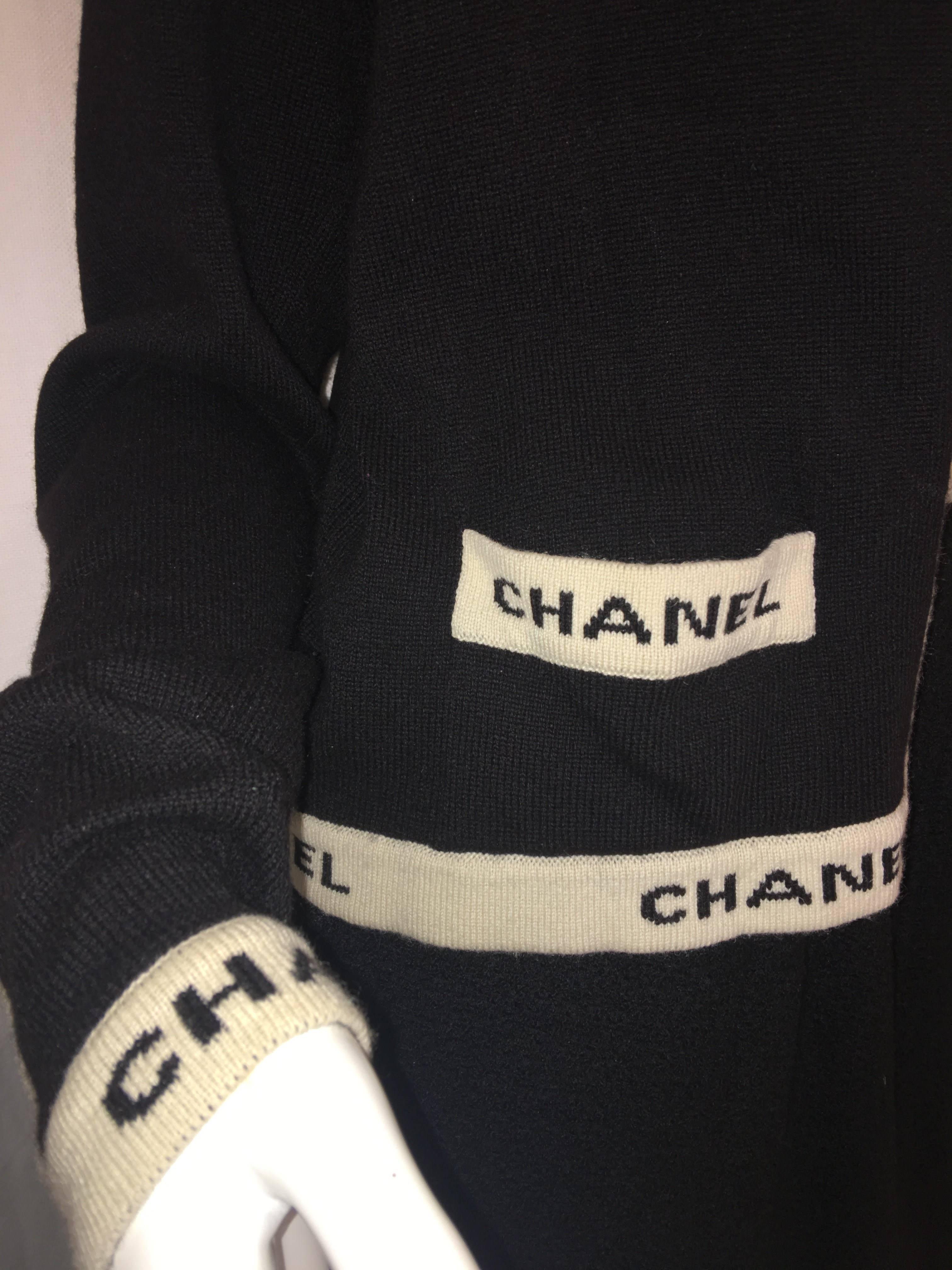 Women's Chanel Open Front Cardigan