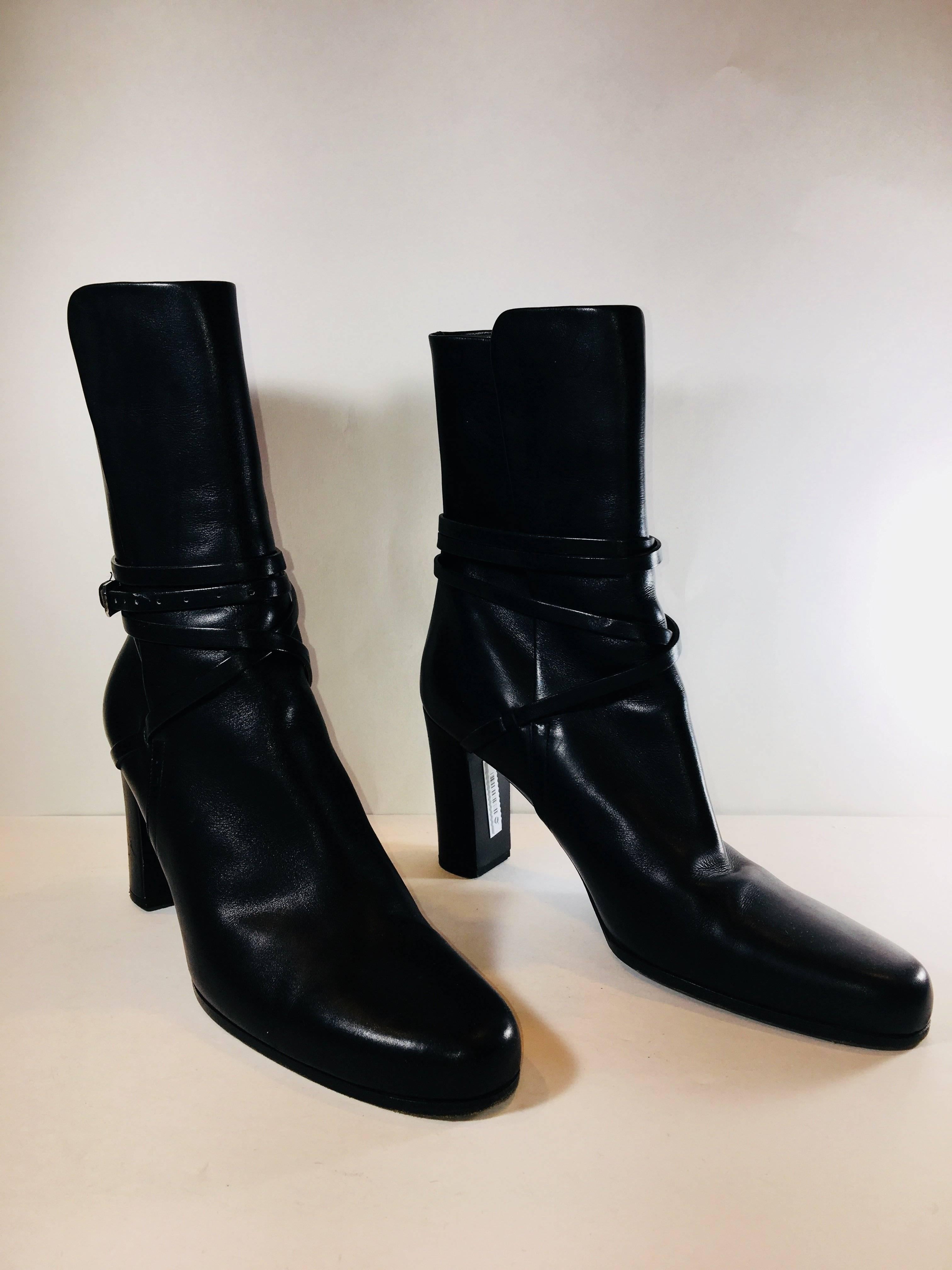 Jil Sander Leather Wrap, High Heel Boots with Round Toe. 