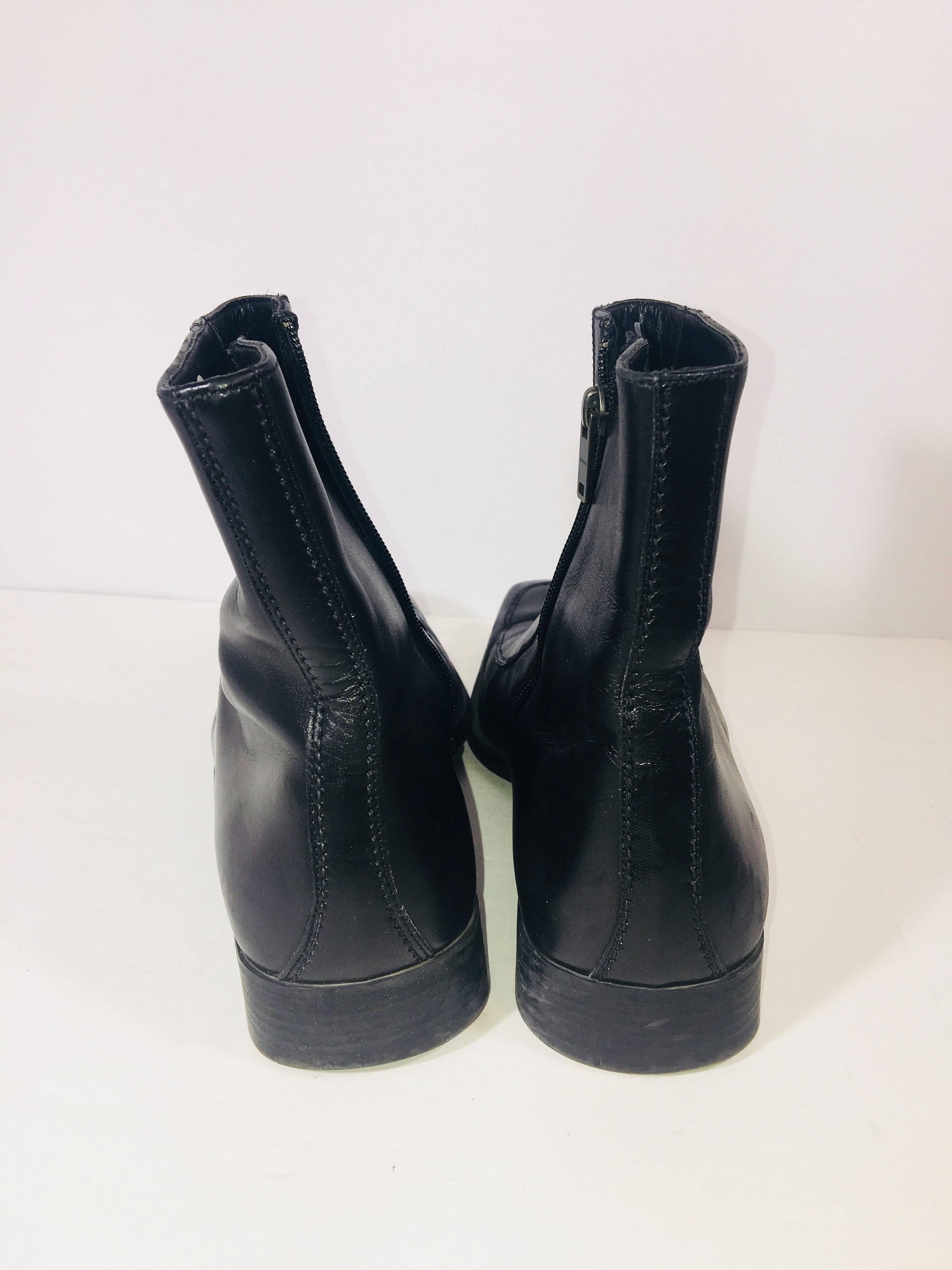 Men's Gucci Leather Ankle Boot In Excellent Condition In Bridgehampton, NY
