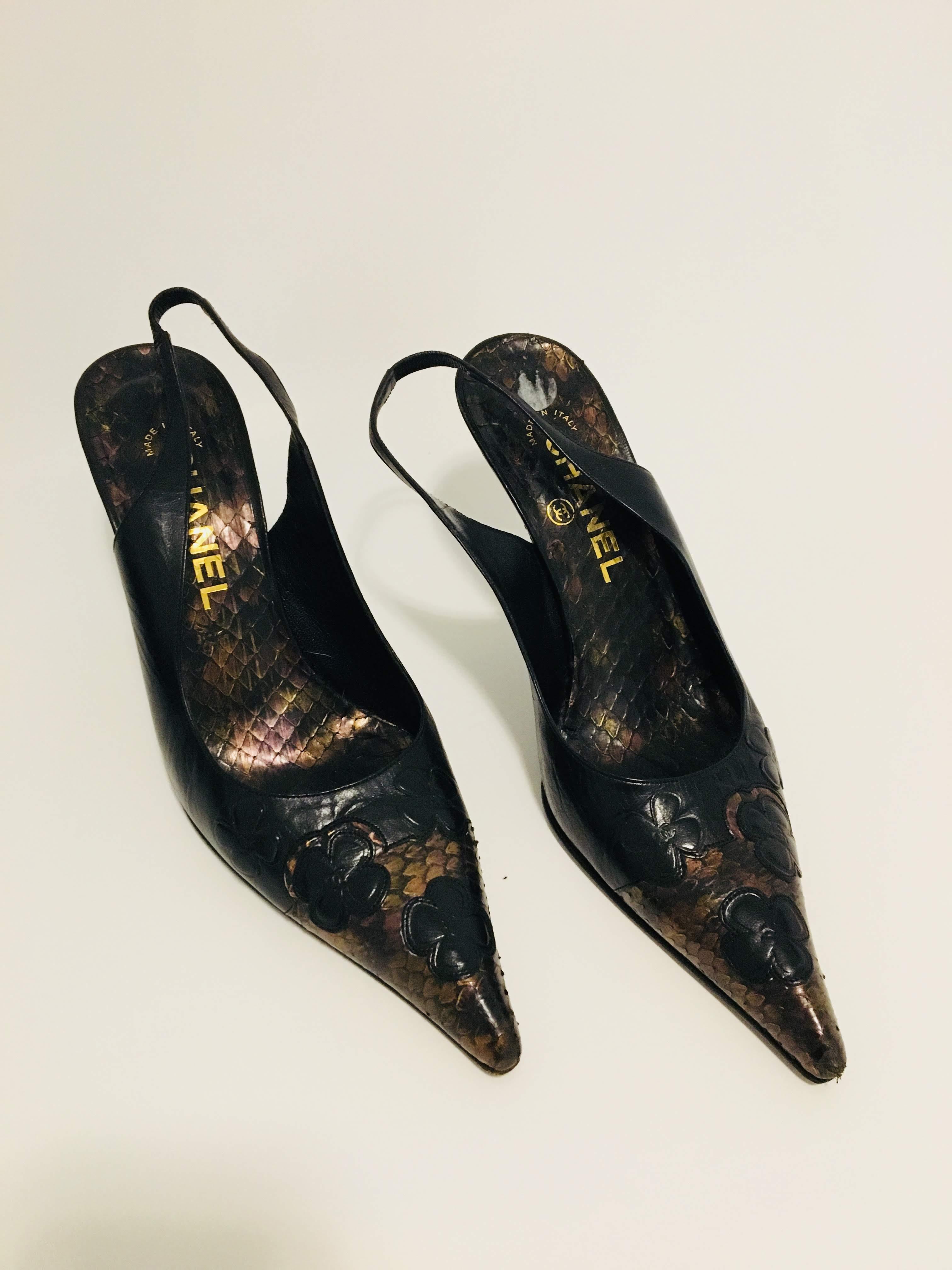 Pointed Toe Slingback Pumps with Snakeskin Trim in Black Leather. Size 37