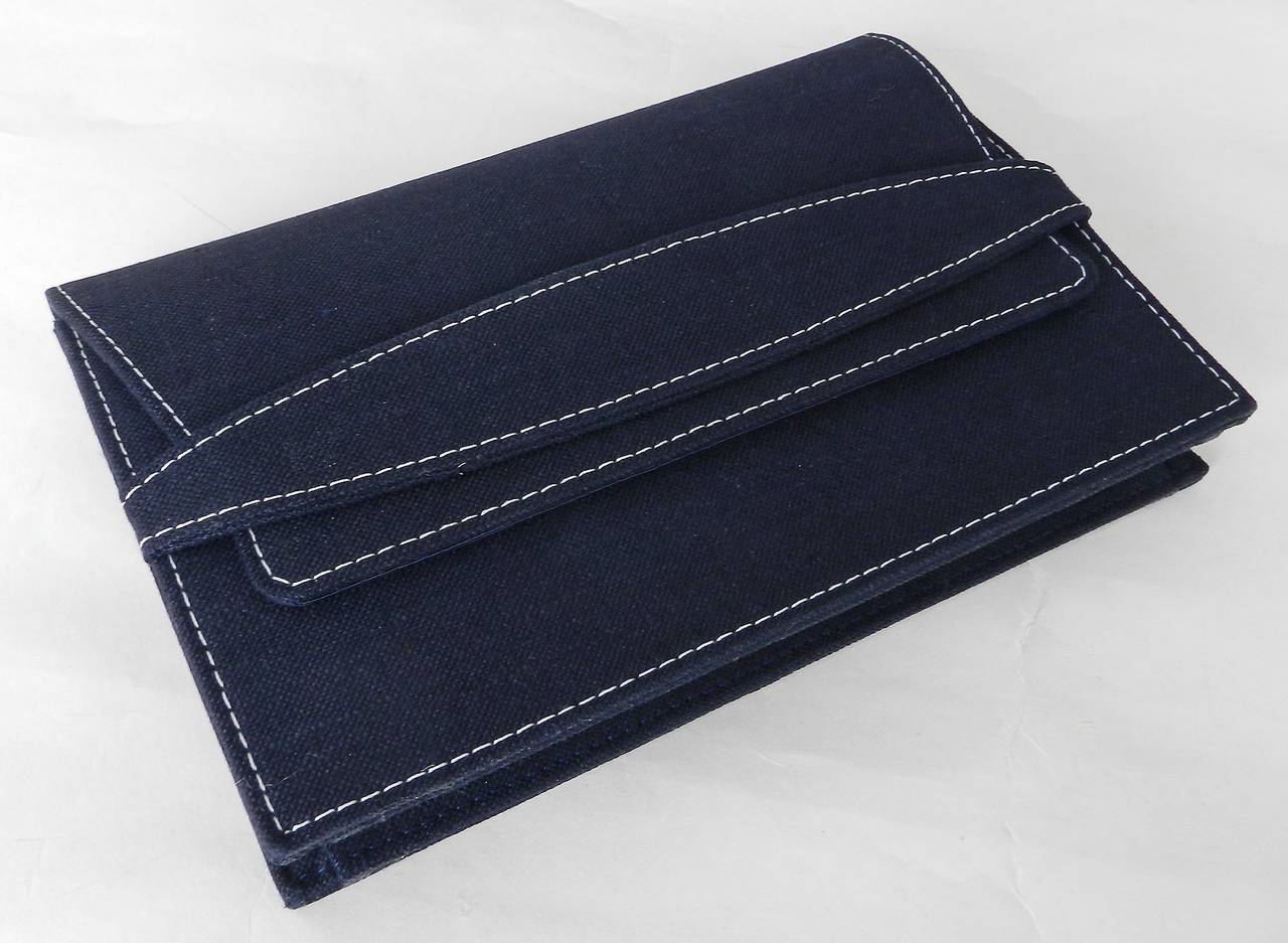 Yves Saint Laurent 1990's Navy Cotton Envelope Clutch In Excellent Condition In Toronto, ON