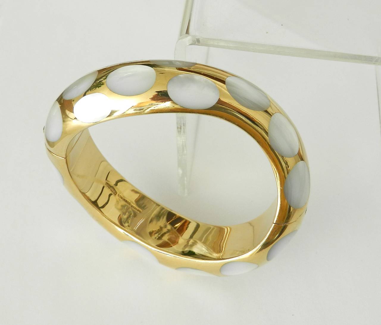 Modern Angela Cummings Tiffany and Co. 18k Gold and Mother of Pearl Bracelet
