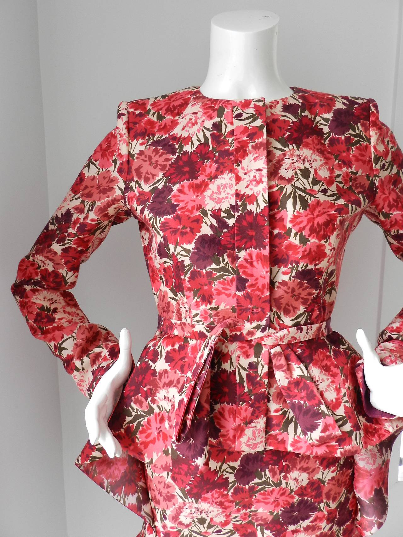 Giambattista Vali 2012 Fall Haute Couture Carnation Floral Skirt Suit In Excellent Condition In Toronto, ON