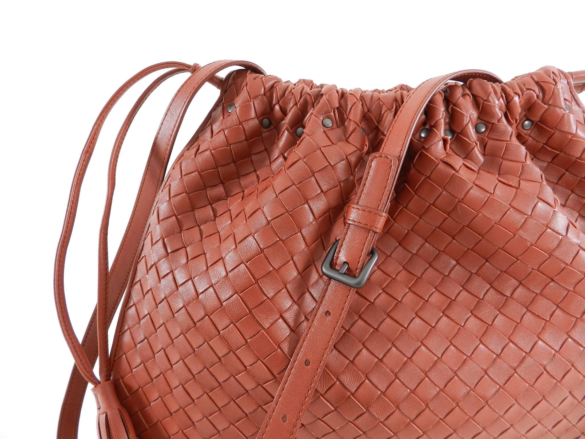 Women's Bottega Veneta Brick Red Intrecciato leather Drawstring Bag