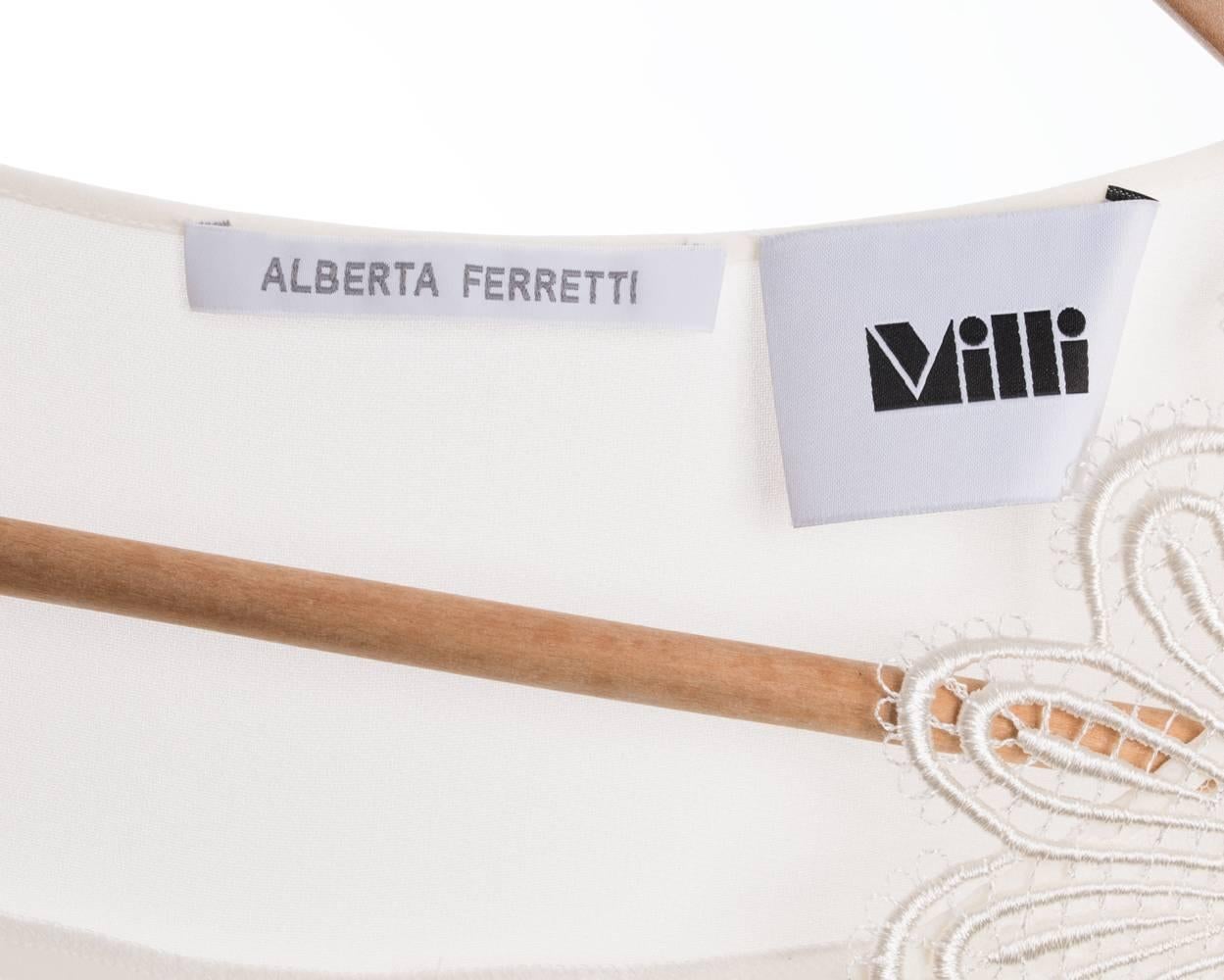 Alberta Ferretti White Sleeveless Blouse with Guipure Lace Applique  4