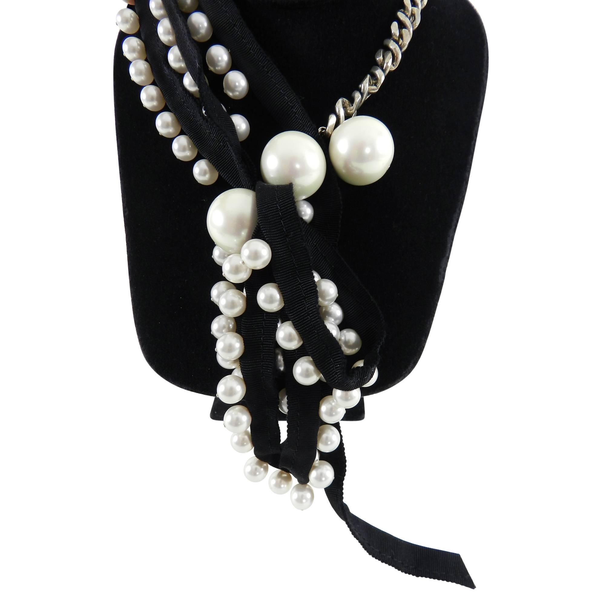 Lanvin Pearl and Ribbon Chain Necklace with Rhinestones In Excellent Condition In Toronto, ON