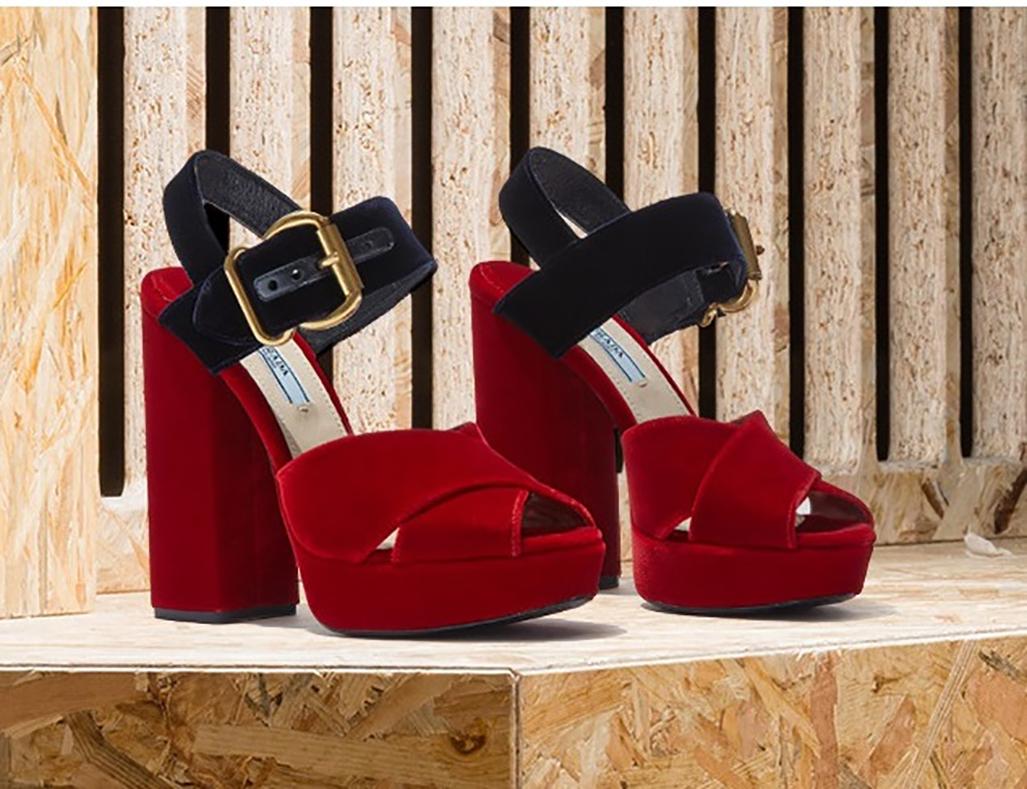 Prada Red Velvet and Navy Criss Cross Platform Sandal In Excellent Condition In Toronto, ON