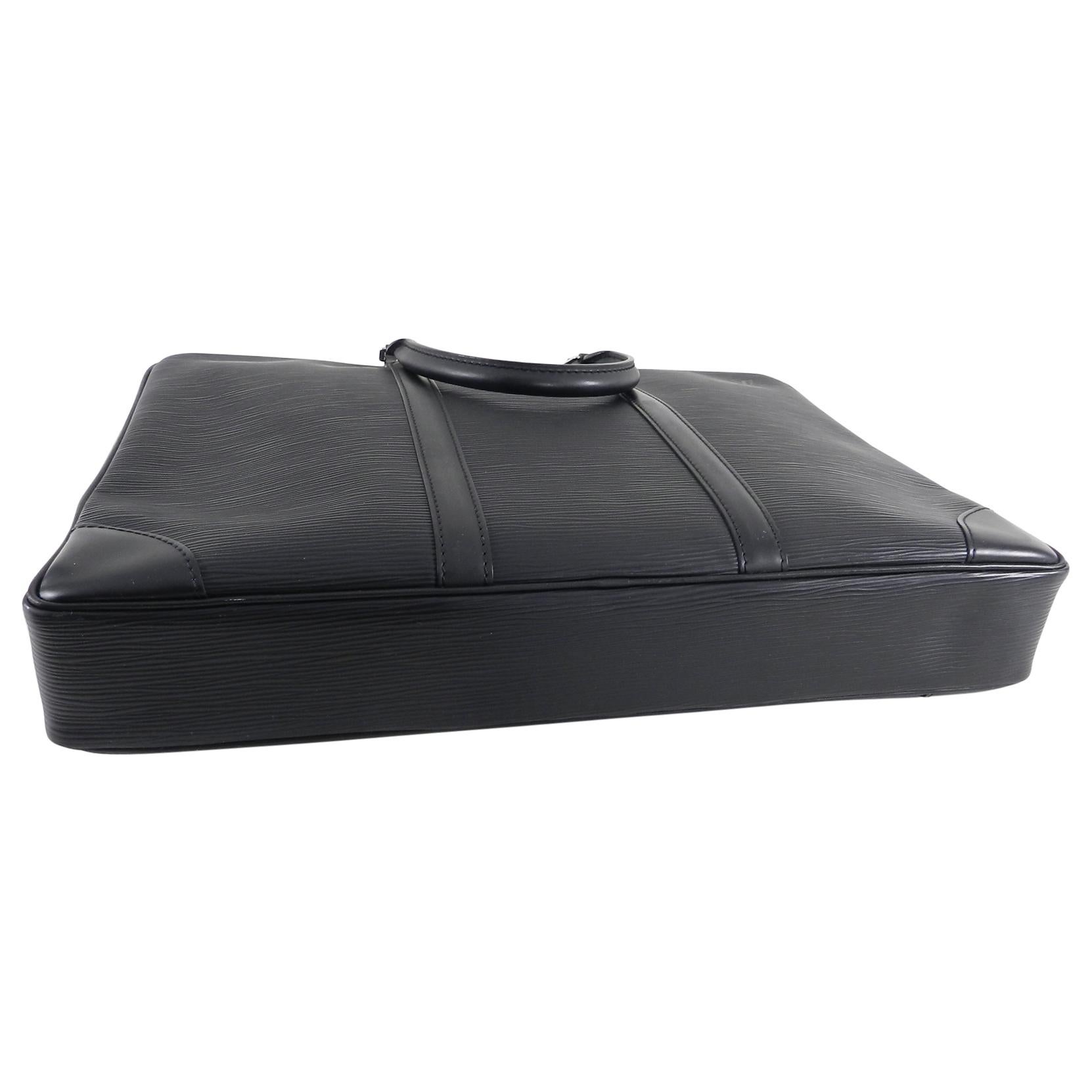 Louis Vuitton Black Epi Porte Documents Voyage Laptop Bag In Excellent Condition In Toronto, ON
