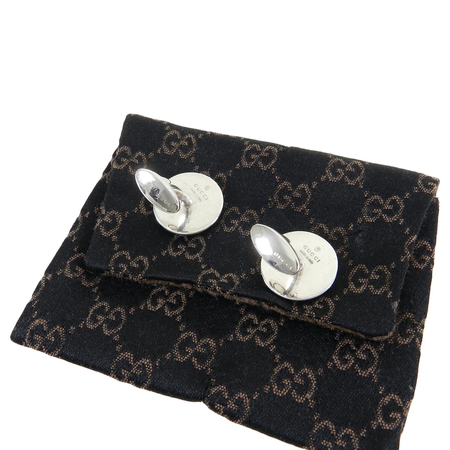 Gucci Sterling Silver Black Enamel Crest Cufflinks In Excellent Condition In Toronto, ON