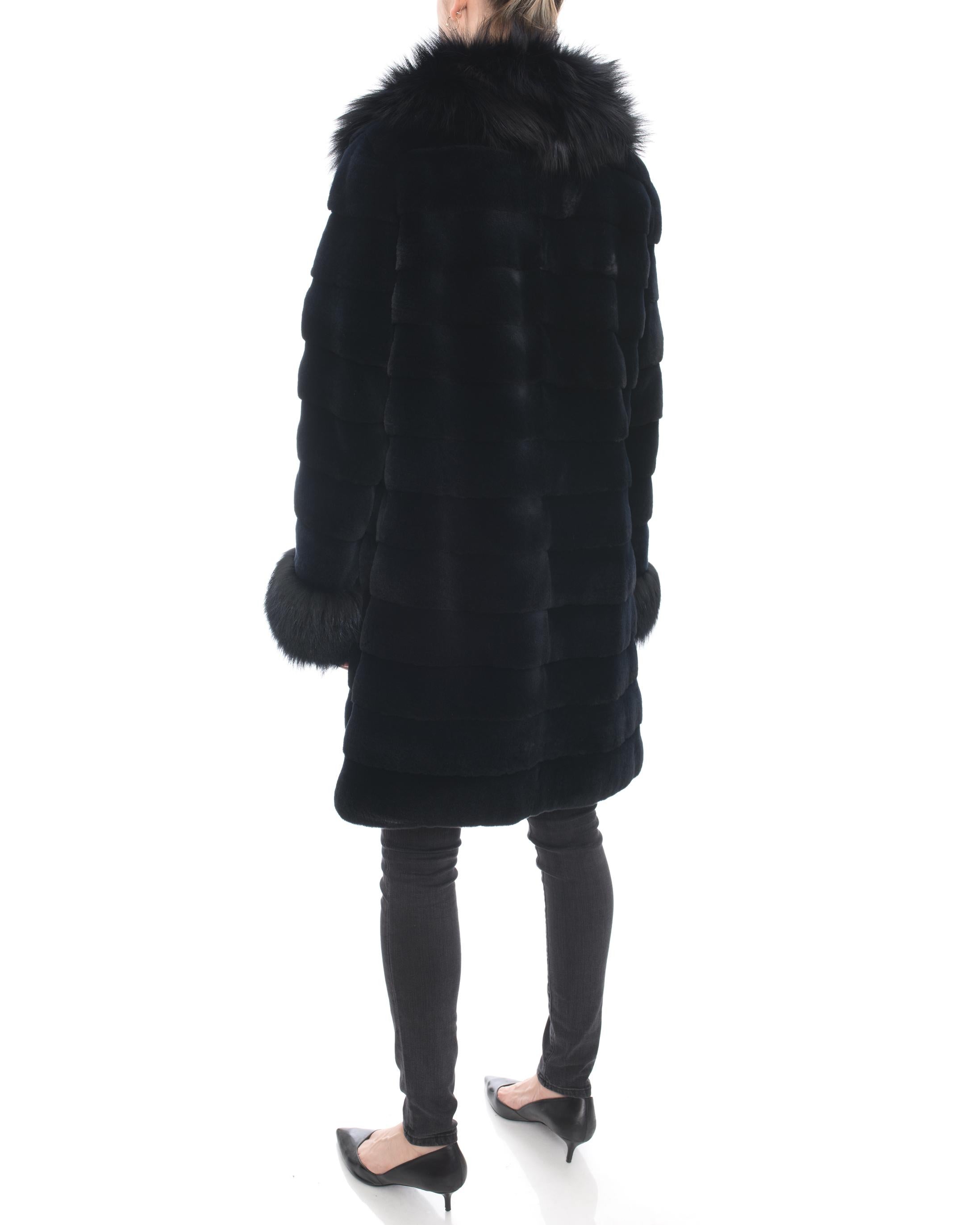 Holt Renfrew Midnight Sheared Mink and Fox Fur Trim Coat - 12 In Excellent Condition In Toronto, ON