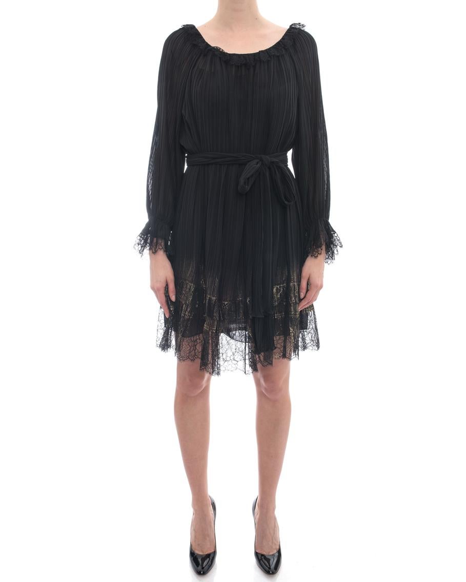 Alberta Ferretti Black Boho Dress with Gold Lace Hem – 8 In Excellent Condition For Sale In Toronto, ON