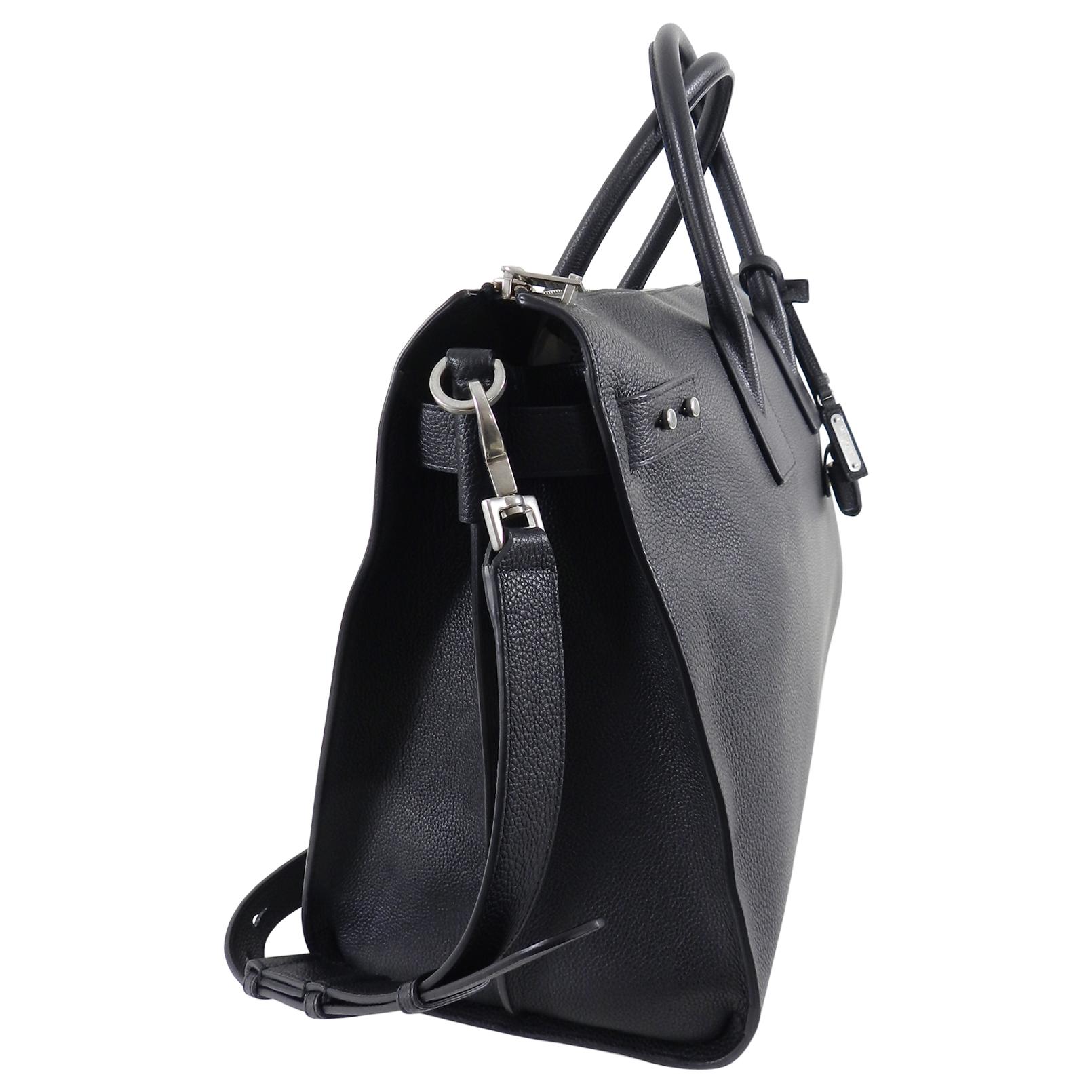 Saint Laurent Sac de Jour 48H Große Duffle Bag aus schwarzem Leder im Zustand „Hervorragend“ im Angebot in Toronto, ON