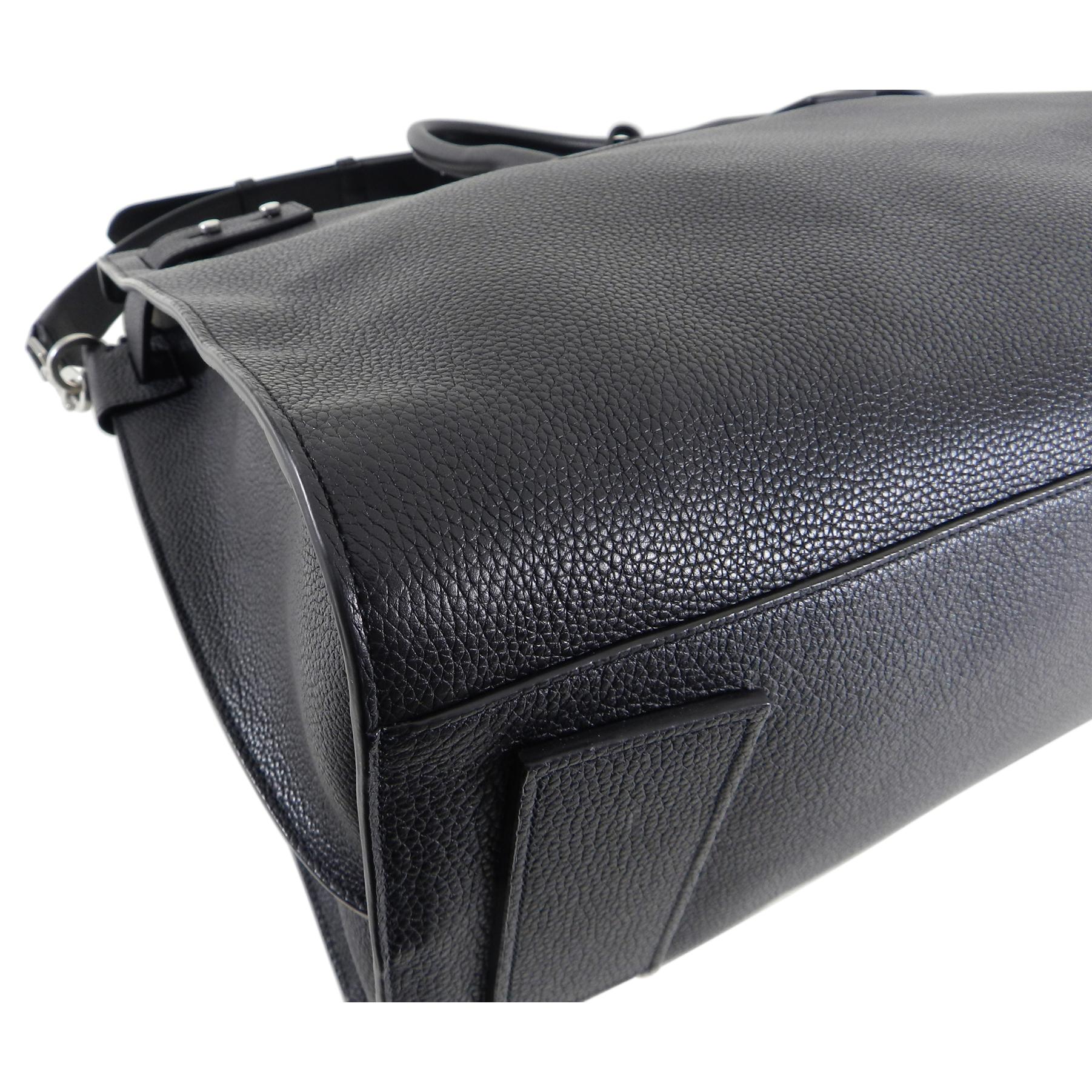 Women's or Men's Saint Laurent Black Leather Sac de Jour 48H Large Duffle Bag For Sale