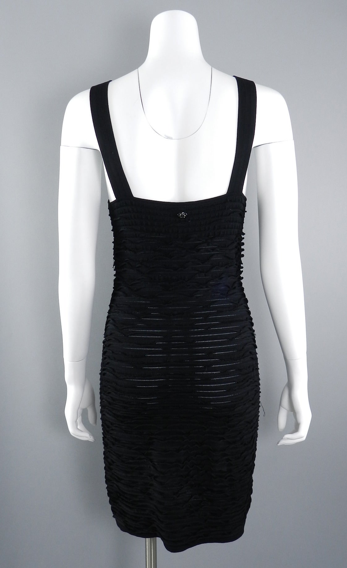 Chanel Black Textured Jersey Stretch Dress In Excellent Condition In Toronto, ON