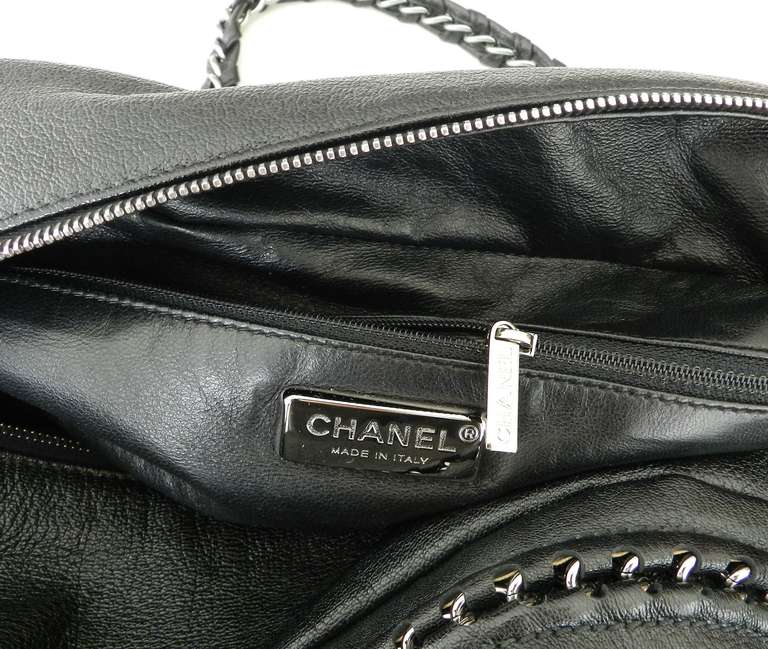 Chanel Luxe Ligne Black Bowler Bag 3