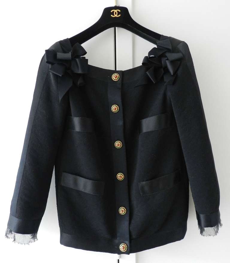 Chanel 10P Black Silk Trim Jacket with Gripoix Buttons In Excellent Condition In Toronto, ON