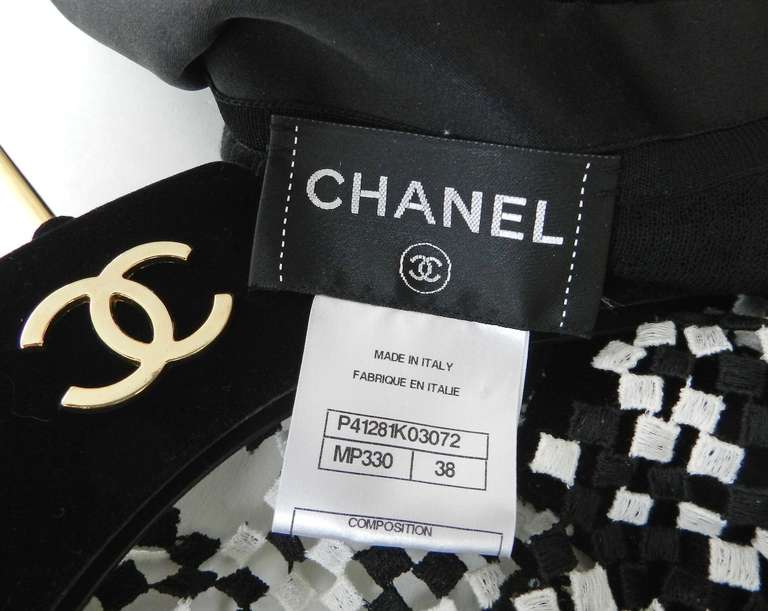 Chanel 11P Runway Black White Jacket and Tank Set 6