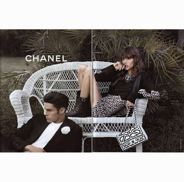 Chanel 11P Runway Black White Jacket and Tank Set In Excellent Condition In Toronto, ON