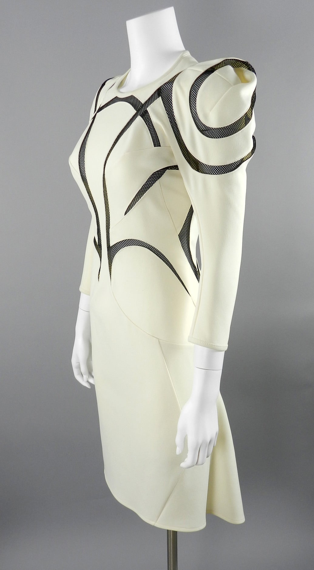 Junya Watanabe Comme des Garcons 2013 Spring Runway Ivory Mesh Dress In Excellent Condition In Toronto, ON
