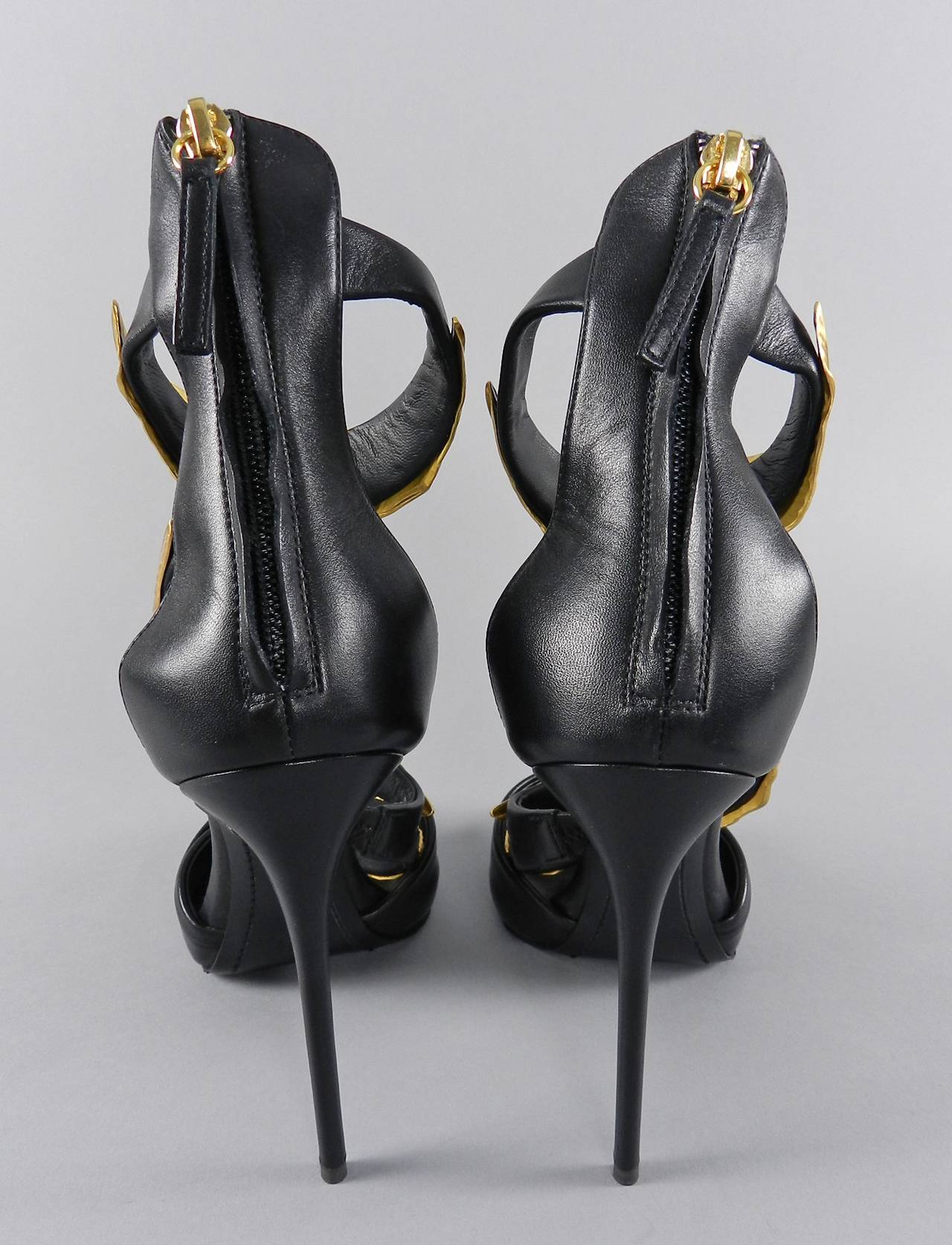 Giuseppe Zanotti Gold Metal Leaf Heels In New Condition In Toronto, ON