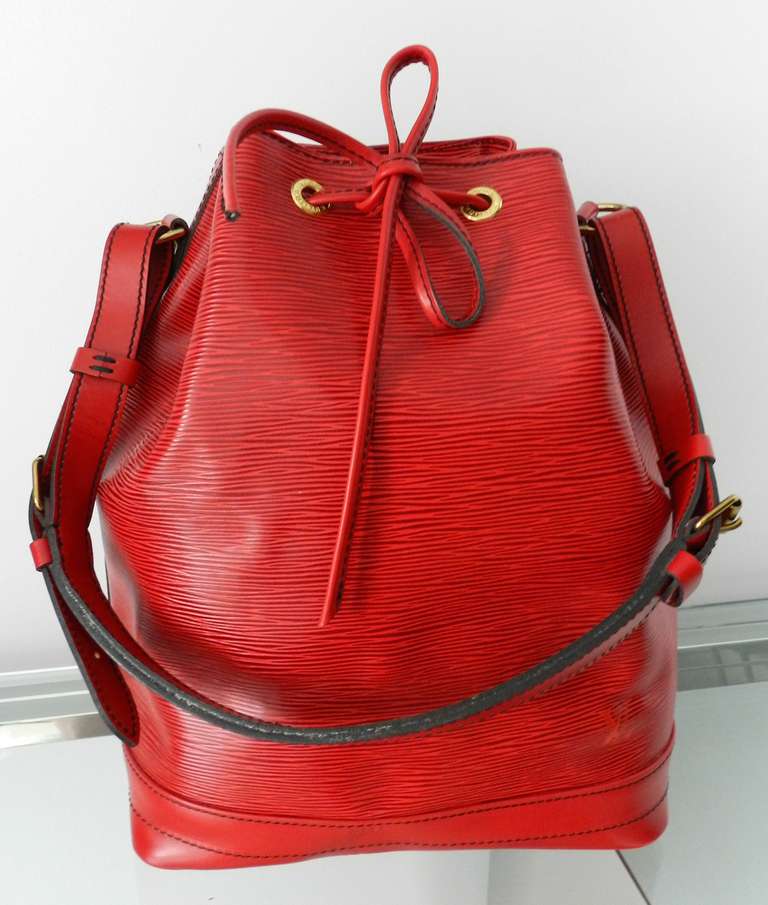 Louis Vuitton Red EPI Noe Bag - Vintage 1988 at 1stdibs