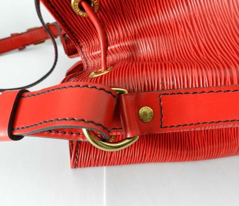 Louis Vuitton Red EPI Noe Bag - Vintage 1988 3
