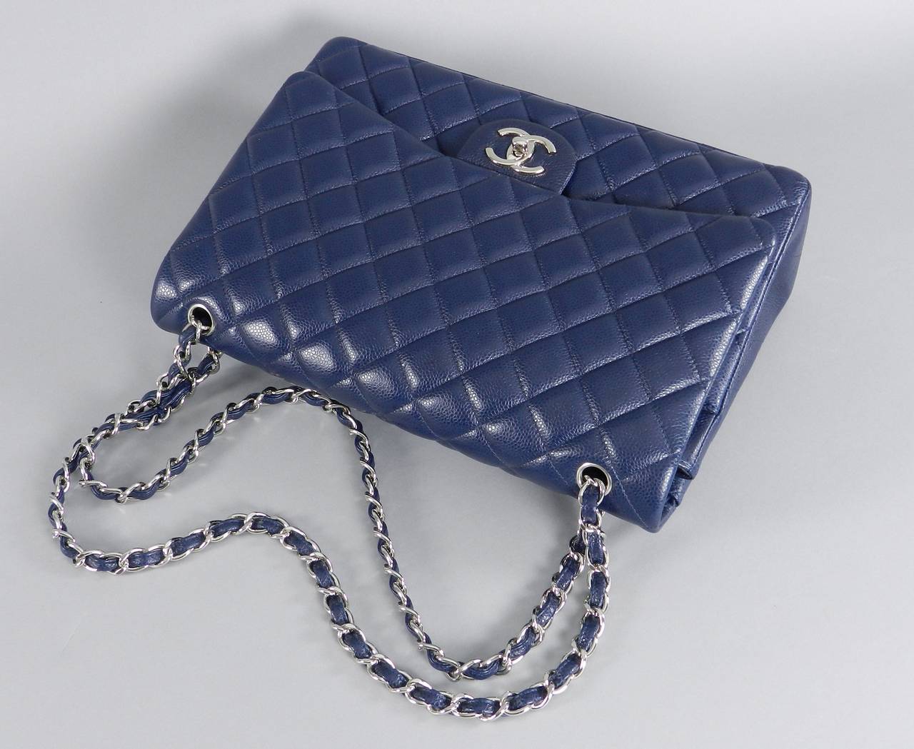 chanel navy blue flap bag