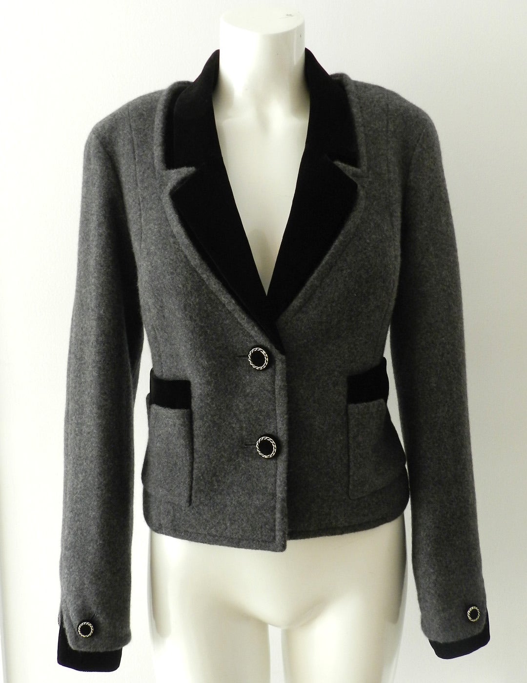 Chanel 2013 Grey Cashmere Jacket Coat with Velvet Trim 2