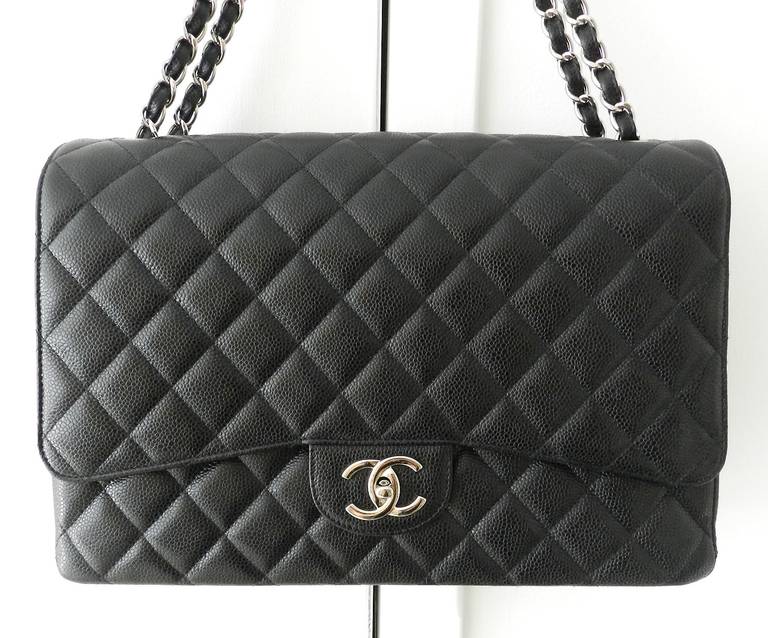 Chanel Black Caviar Maxi Flap Bag - Silvertone Hardware In Excellent Condition In Toronto, ON