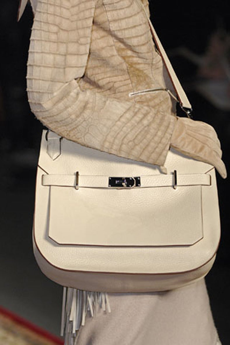 Hermès - Sac messager Jipsiere Gypsy 34 cm - Noir / Argent Neuf à Toronto, ON