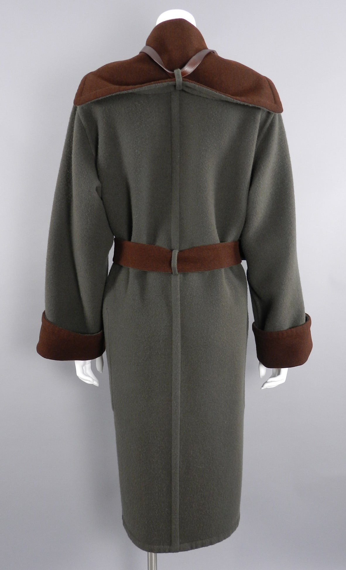 Women's Hermes Brown / Green Reversible Coat with Kelly Collar