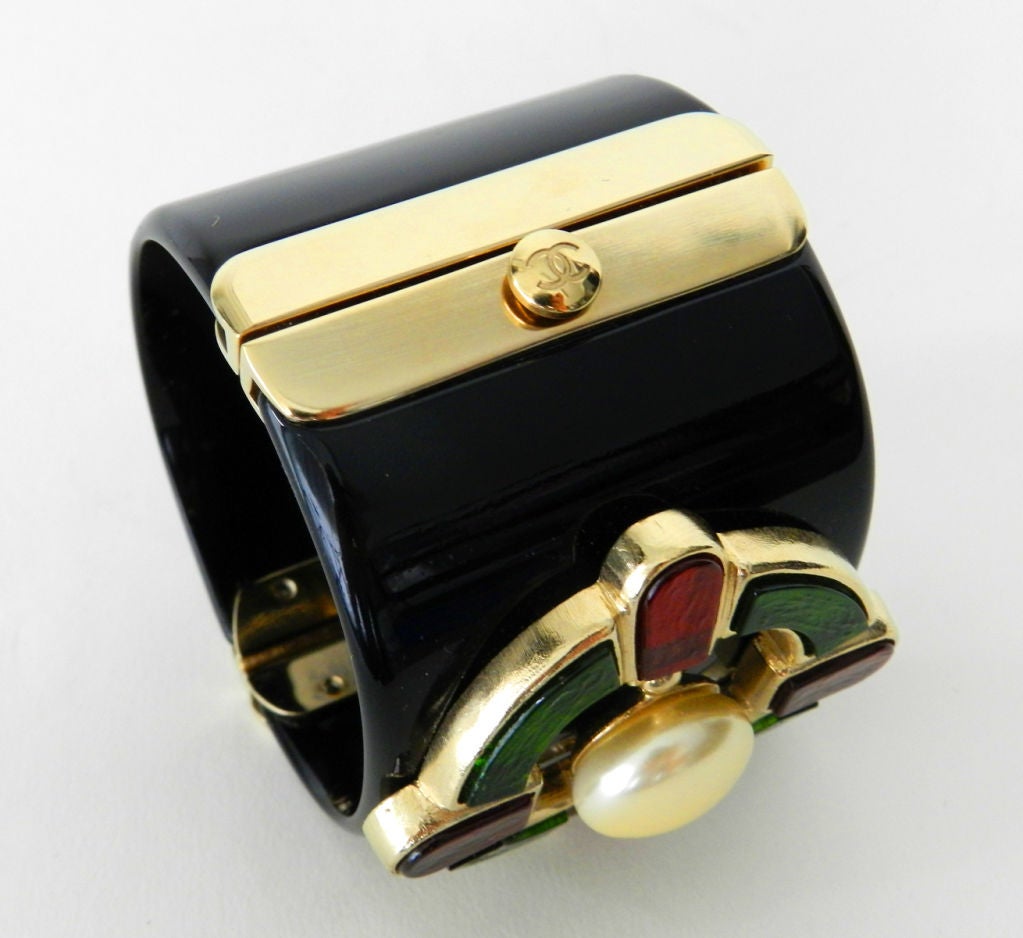 Chanel 07A Monte Carlo collection Gripox and Lucite Wide Cuff Bracelet In New Condition In Toronto, ON