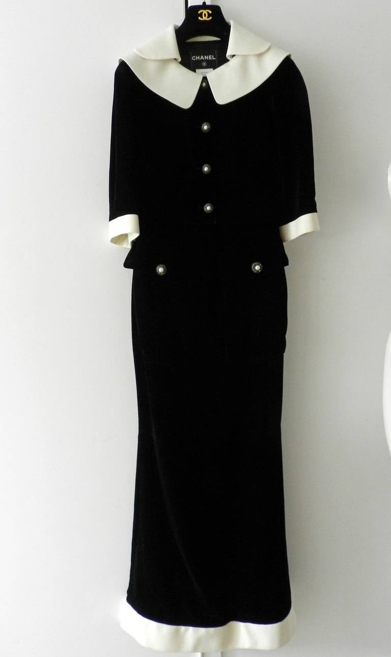 black strapless dress with white trim