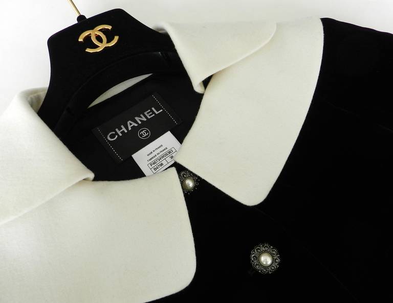 Chanel Strapless Black Velvet Gown & Jacket - White Trim 2
