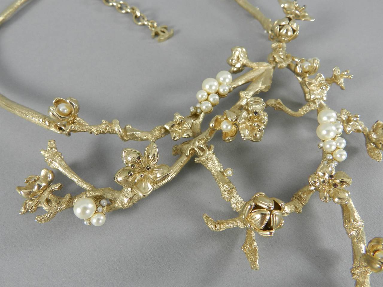 Women's Chanel 10P Runway Gold Branch Twig Necklace with Pearls