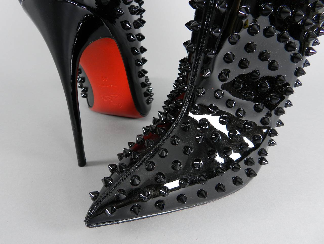 Christian Louboutin Snakilta 120 Black Patent Studded Boots In New Condition In Toronto, ON