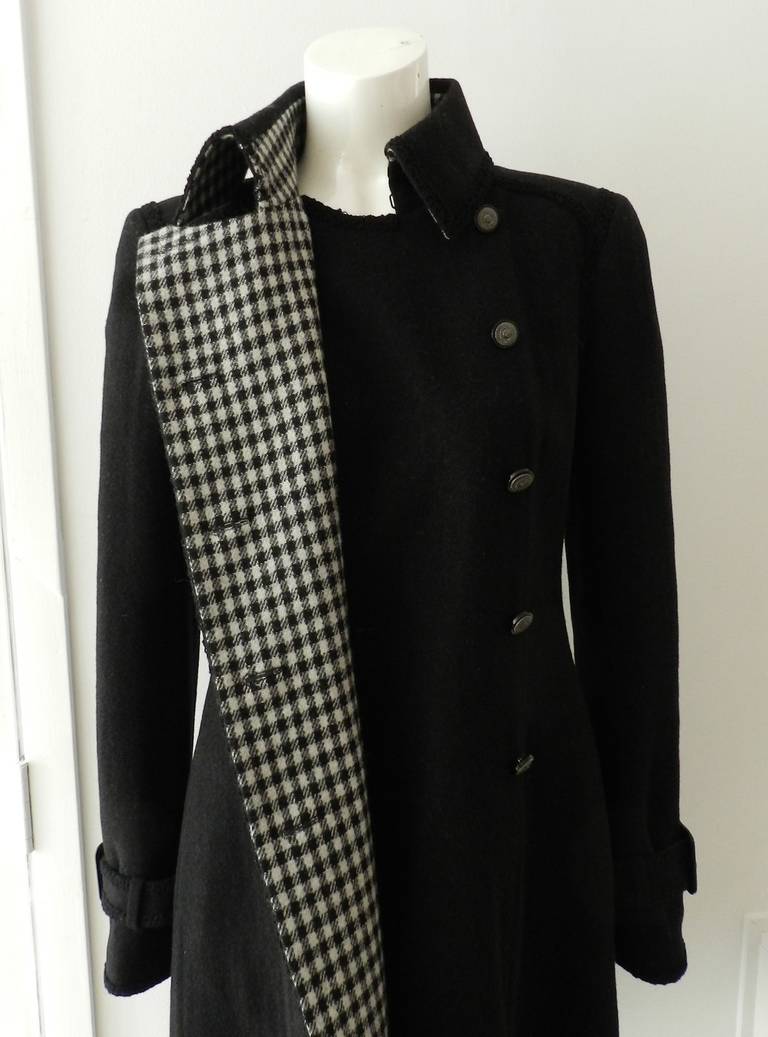 Chanel Black Coat with Houndstooth Interior In Excellent Condition In Toronto, ON