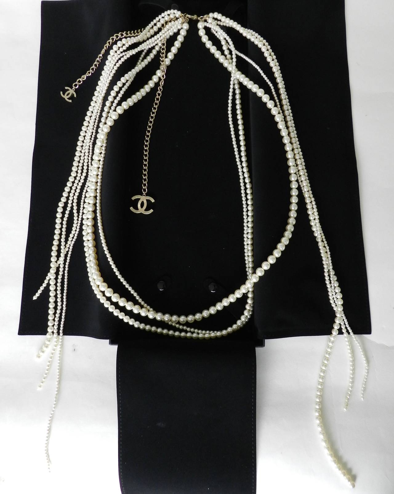 Chanel 2014 runway Pearl Lariat Necklace 2