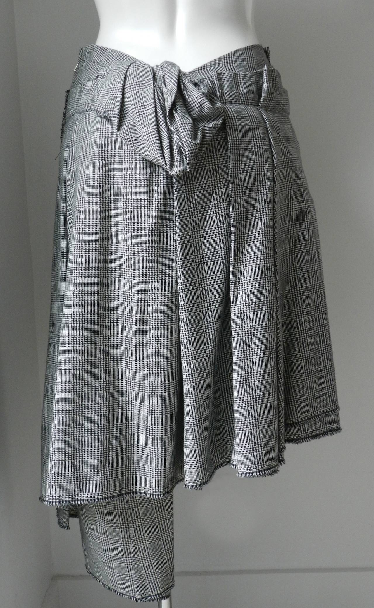 Comme des Garcons Houndstooth Asymmetrical Skirt In Excellent Condition In Toronto, ON
