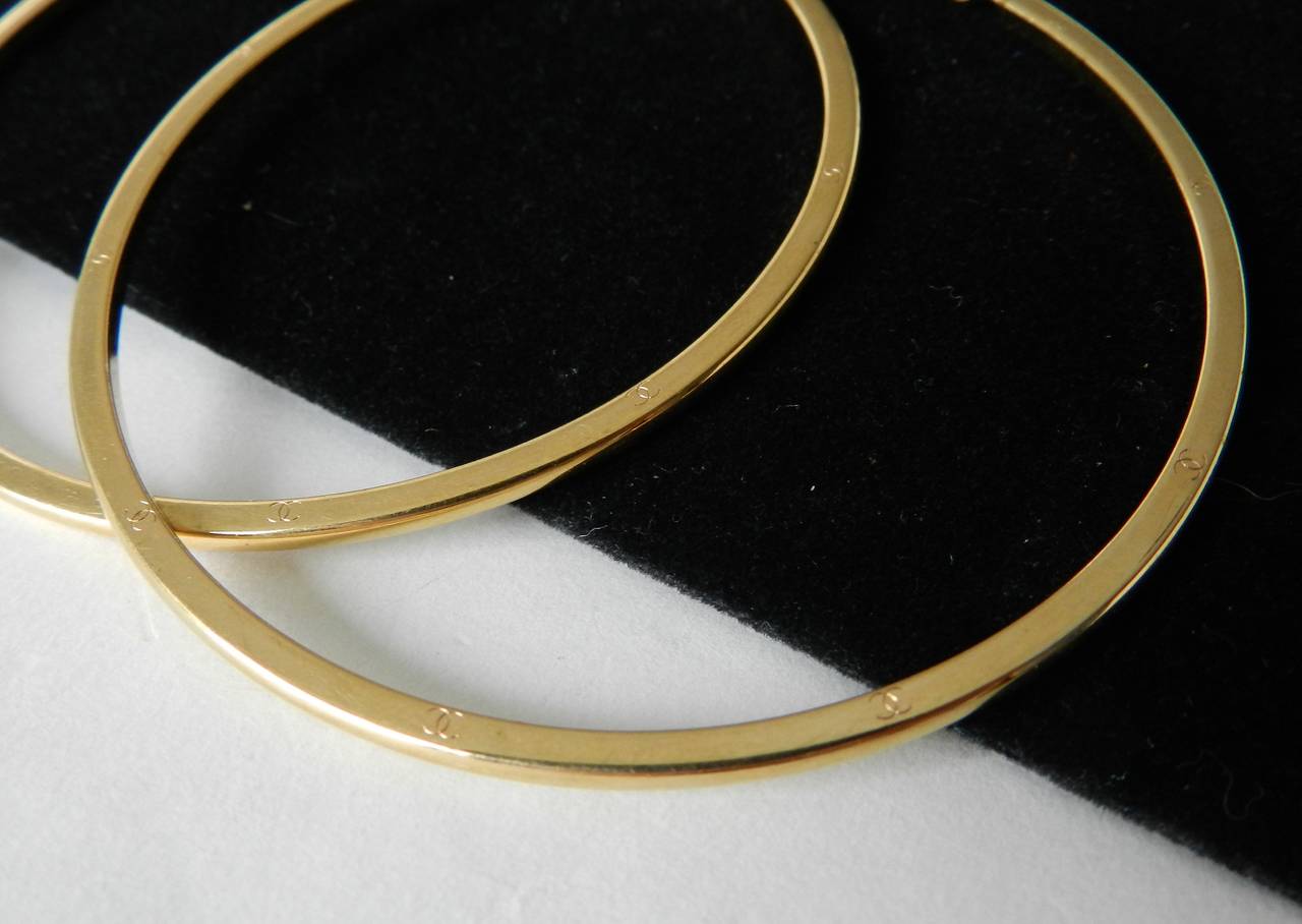 Chanel 04P Large Runway Hoop Earrings In Excellent Condition In Toronto, ON