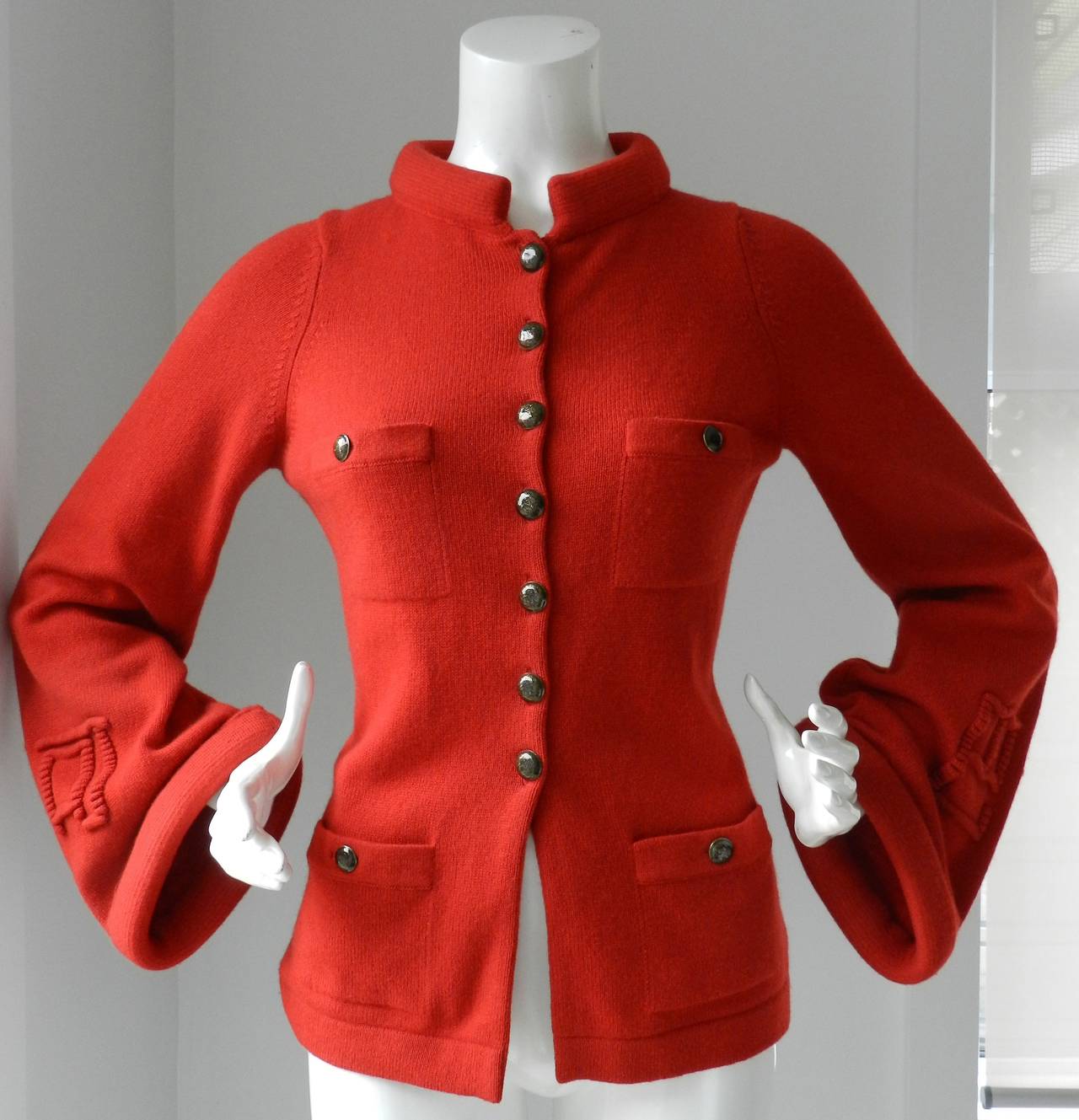 Chanel 10A Shanghai Collection Runway Red Cashmere Sweater In Excellent Condition In Toronto, ON