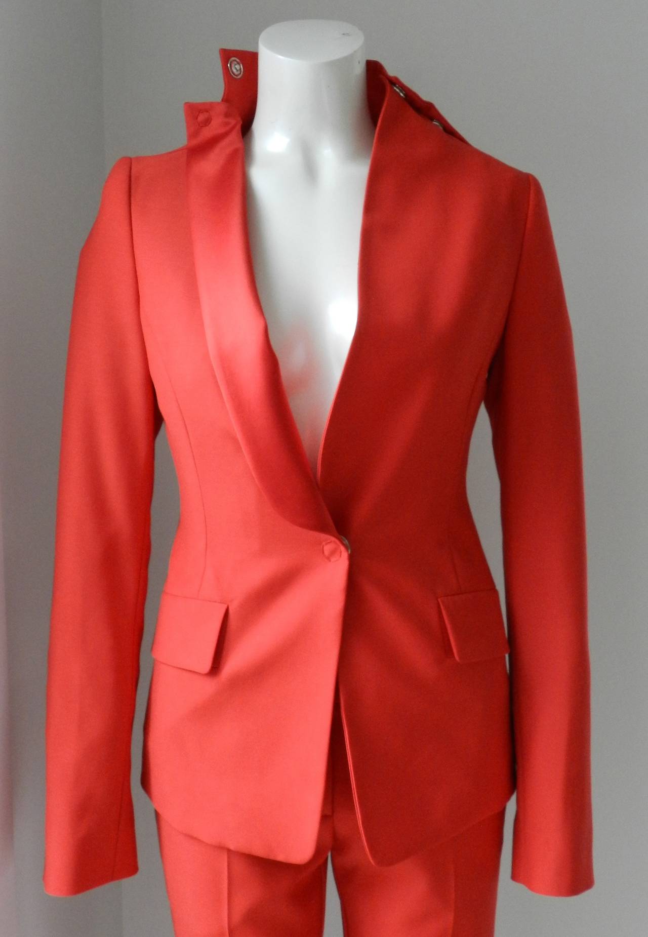 Maison Martin Margiela Wool and Satin Red Pant Suit In New Condition In Toronto, ON